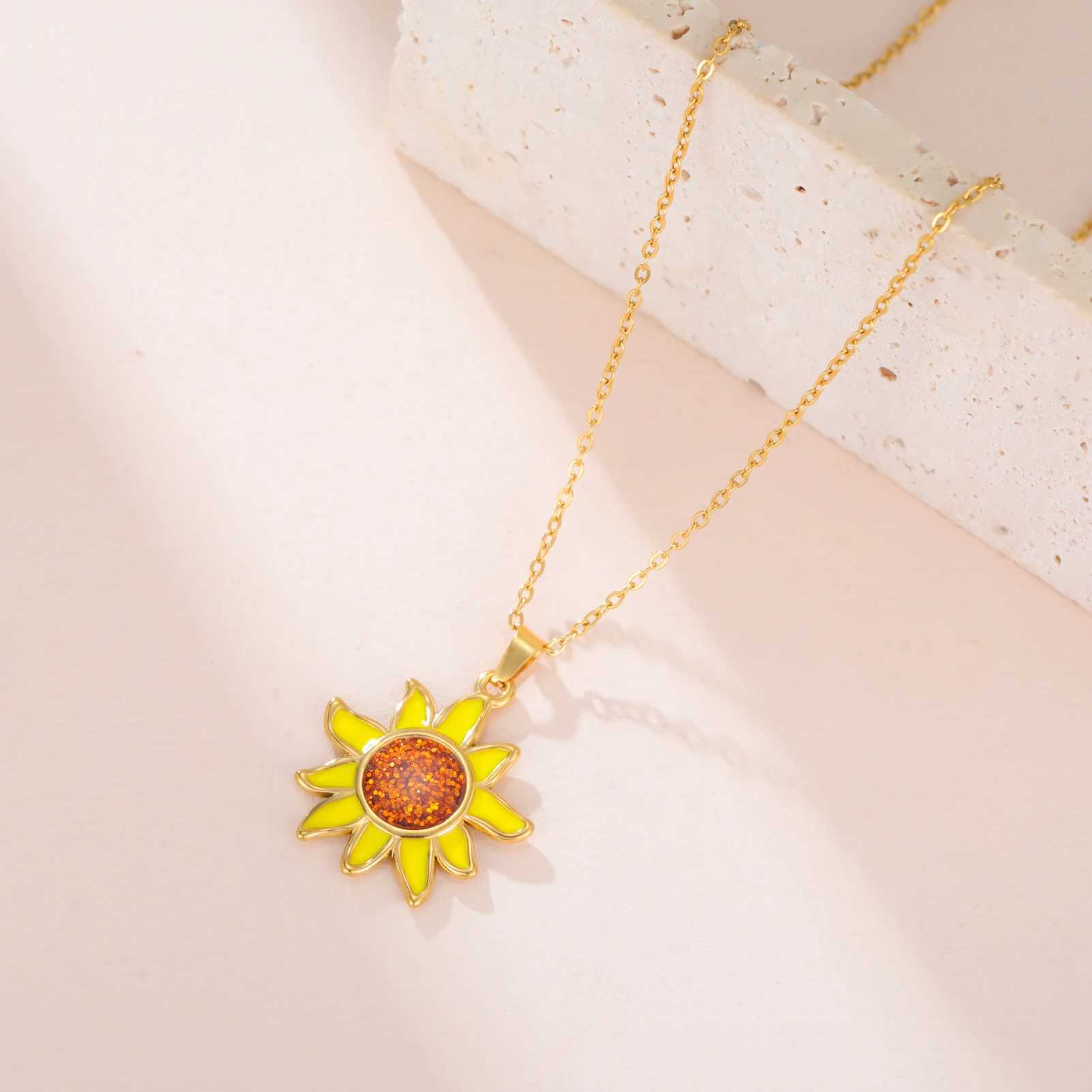 Teamer Enamel Sunflower Pendant Necklace Gold Color Stainless Steel For Women Fashion Plant Floral Amulet Jewelry Gift 2025 New G251217