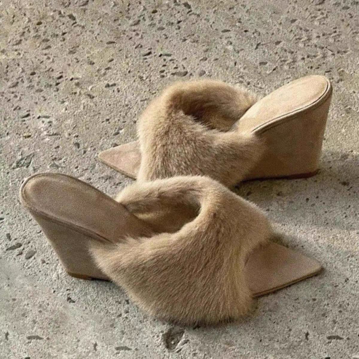 European and American style pointed wedge high heels single strap women's fur slippers new luxury fashion fur slippers designer cotton shoes - view 3