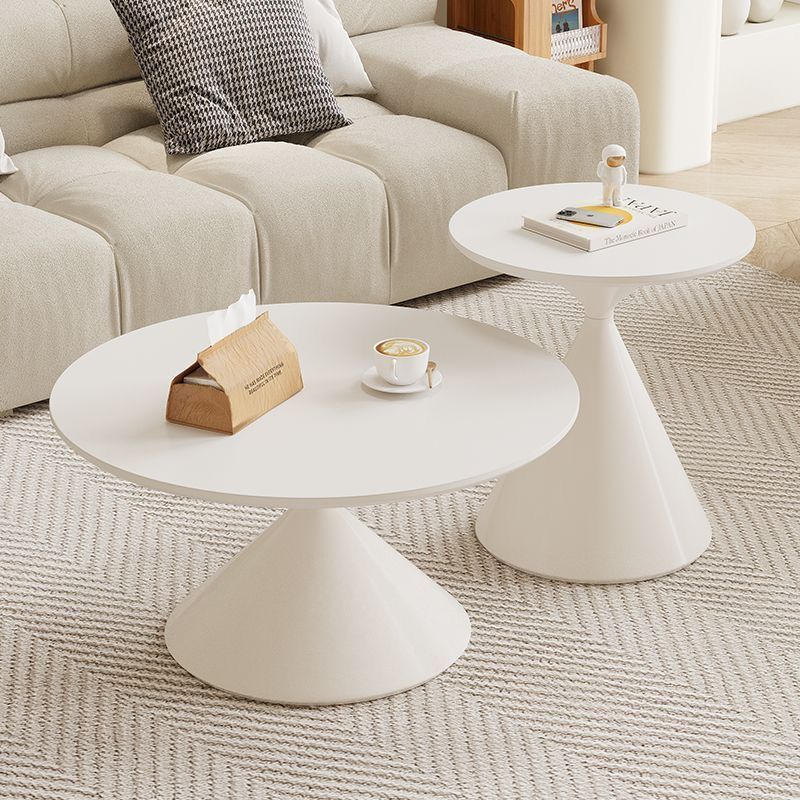 M12171 Minimalist living room design for small apartments: modern, sophisticated round movable side table