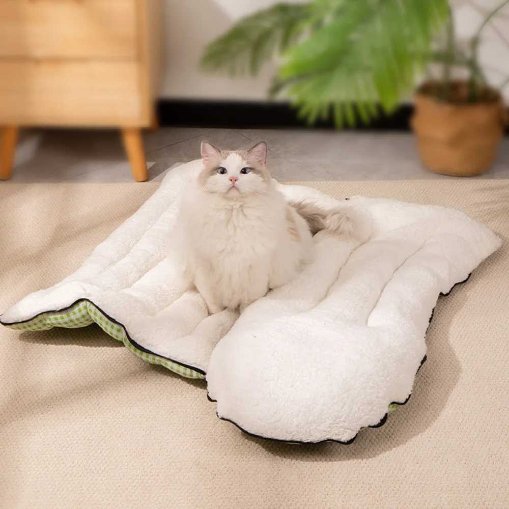 Cats nest Winter universal cat bed dog bed warm semi-enclosed safe cat house detachable and washable bed pad For cats dogs M251217