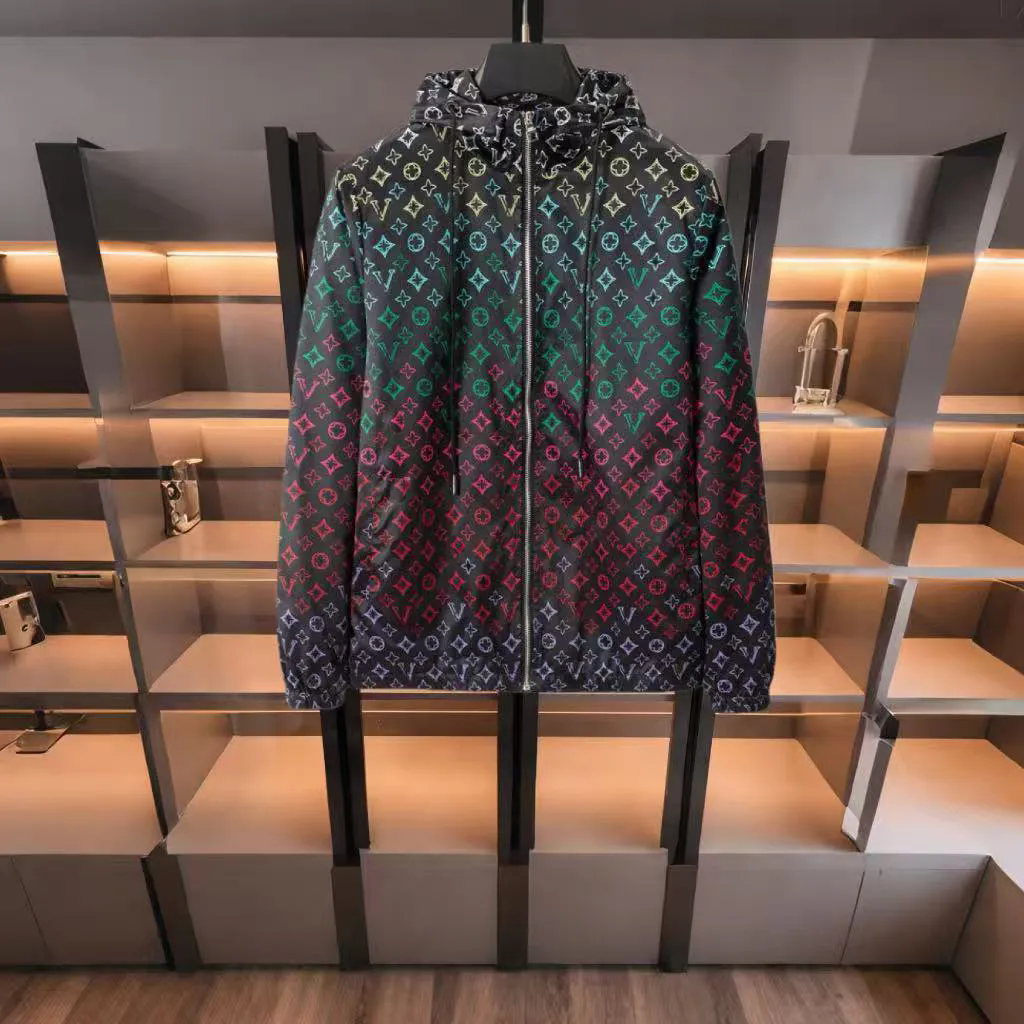 Designer Jacket for Men Autumn-Winter Warm Waterproof Windproof Jacket Fashion Casual Hip Hop Street Zipper Outdoor Jacket Plaid Stripe Asian size M-3XL