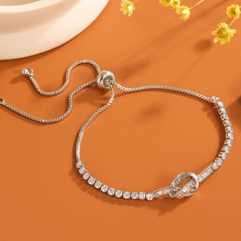 Charm bracelet for Women New Micro Inlaid Full zircon Pull Korean Fashion Snake Bone Bracelet Student Best Friend Gift Jewelry