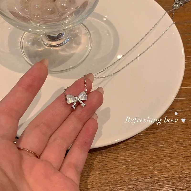 Exquisite Clavicle Chain Elegant Scrub Bow Pendant Necklace For Women Girls Temperament Collar Chain Korean Student Choker y2k G251217