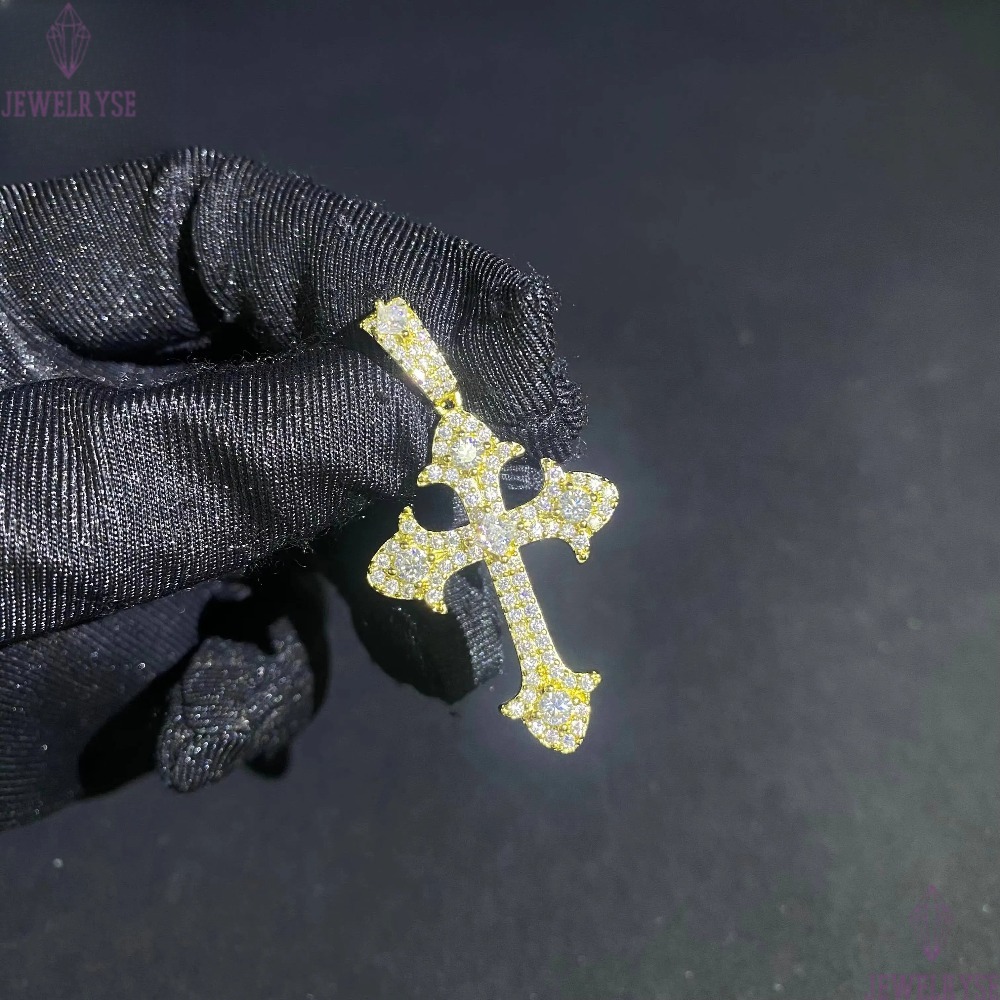 Ready to Ship Hip Hop Moissanite Jewelry Charm Pendants 925 Silver Iced Out VVS Moissanite Diamond Jewelry Cross Pendant