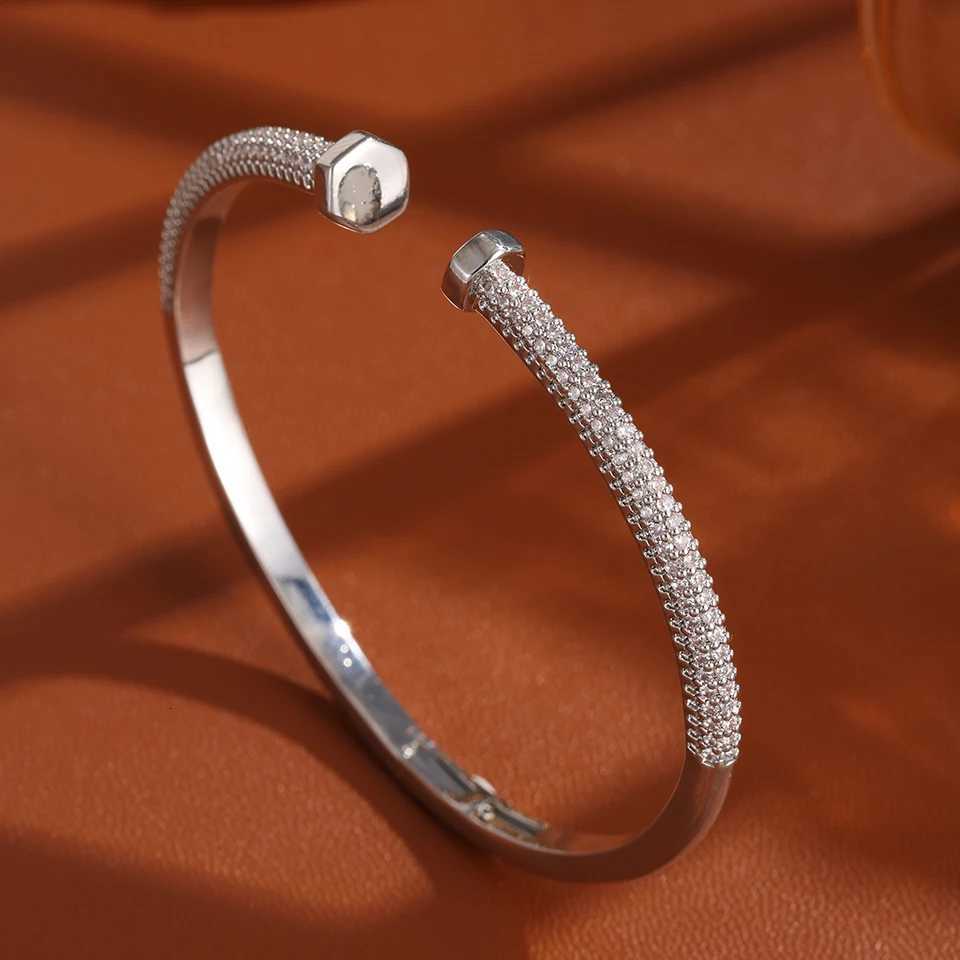 ZAKOL Luxury Screws Design Full Zircon CZ Adjustable Open Bangle for Women Men Exquisite Accessories Gift M251217