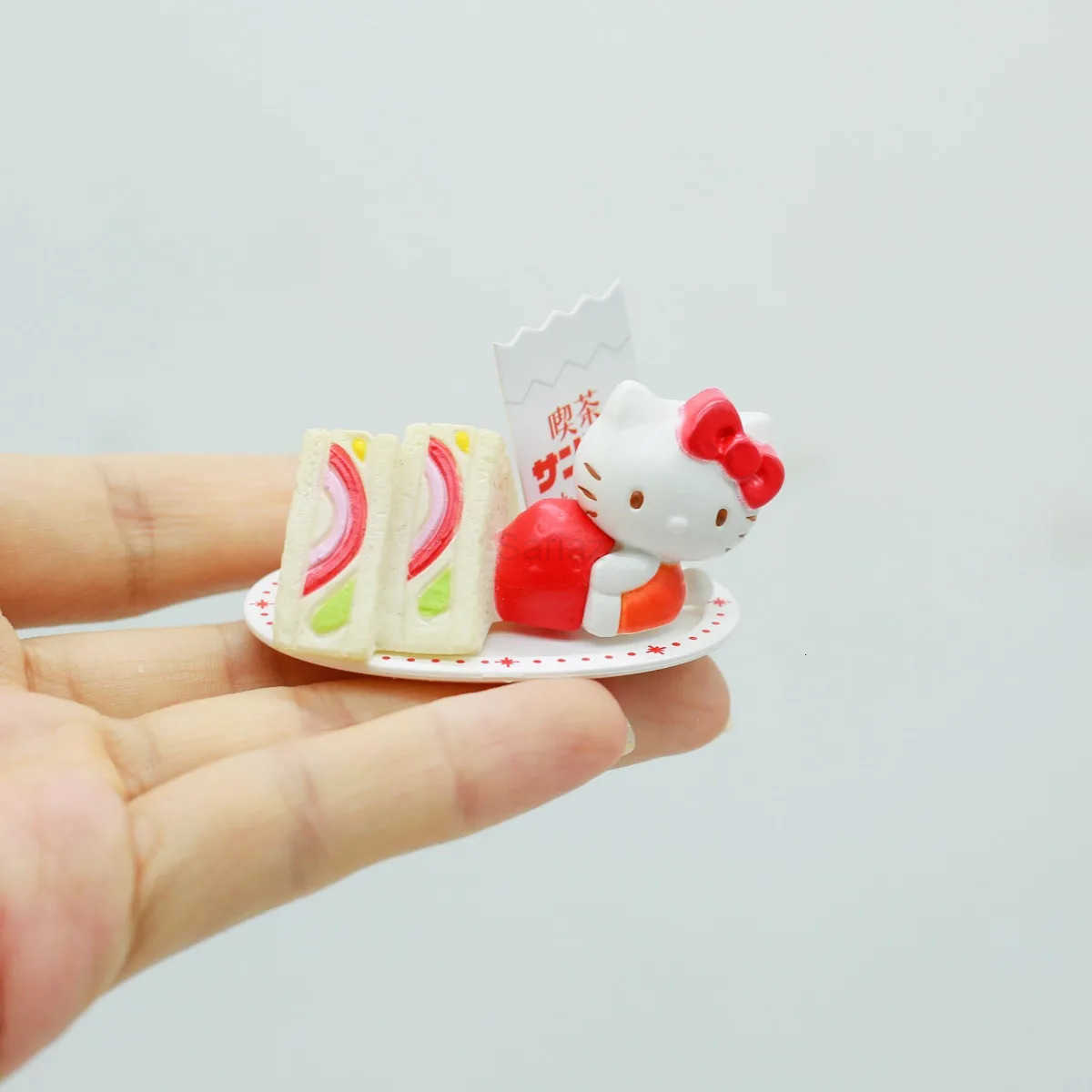 Sanrio RE-MENT Characters Coffee Tee House Miniature Blind Box Scene Toy Collection Action Figure Desk Decor Children Gifts H251217
