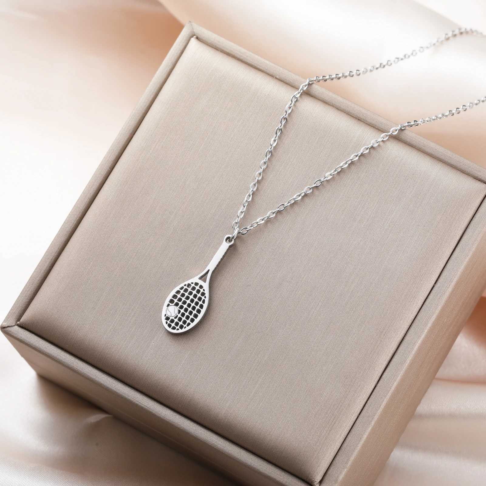 Cazador Tennis Racket Pendant Womens Necklaces 2025 Stainless Steel Sport Trendy Jewelry Gold Color Necklaces Christmas Gift G251217