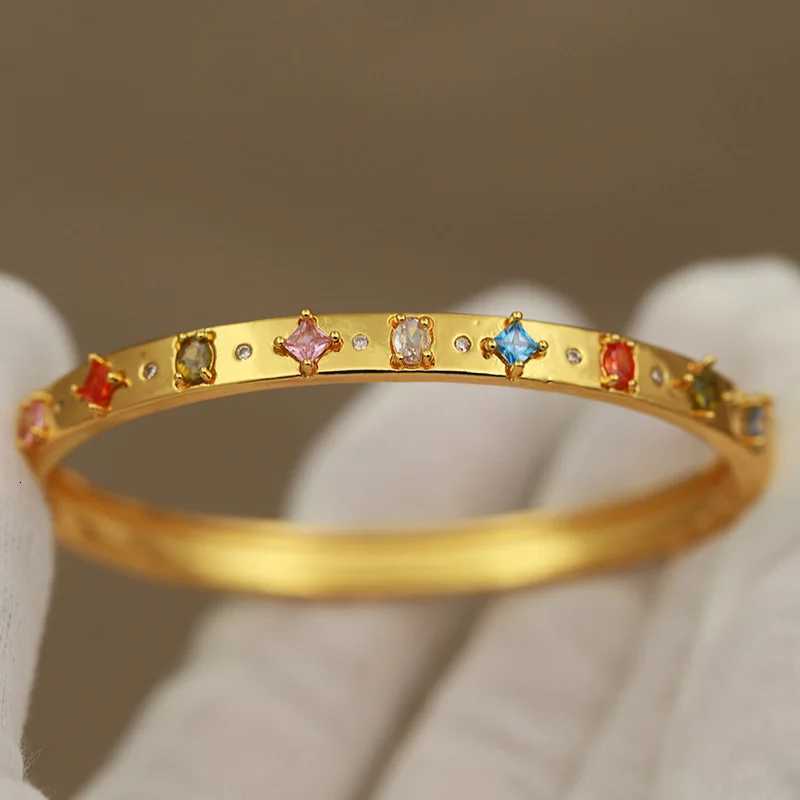 New Sight Design Multicolor Crystal Geometric Bangles s for Women Fashion Brand Jewelry Zirconia Bangles Accessories M251217