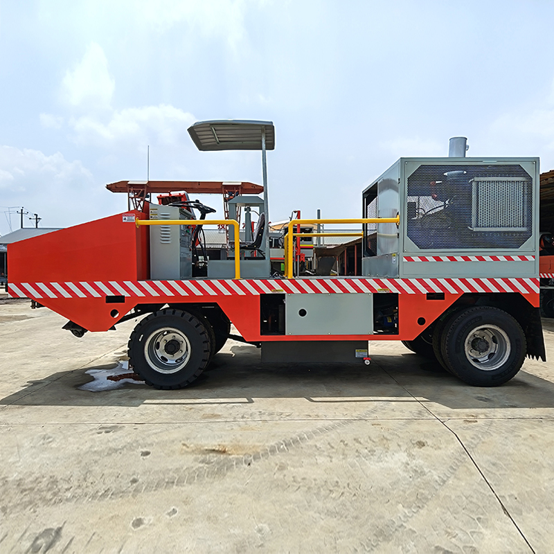 Mobile Concrete Curb Machine with Sliding Mold Design