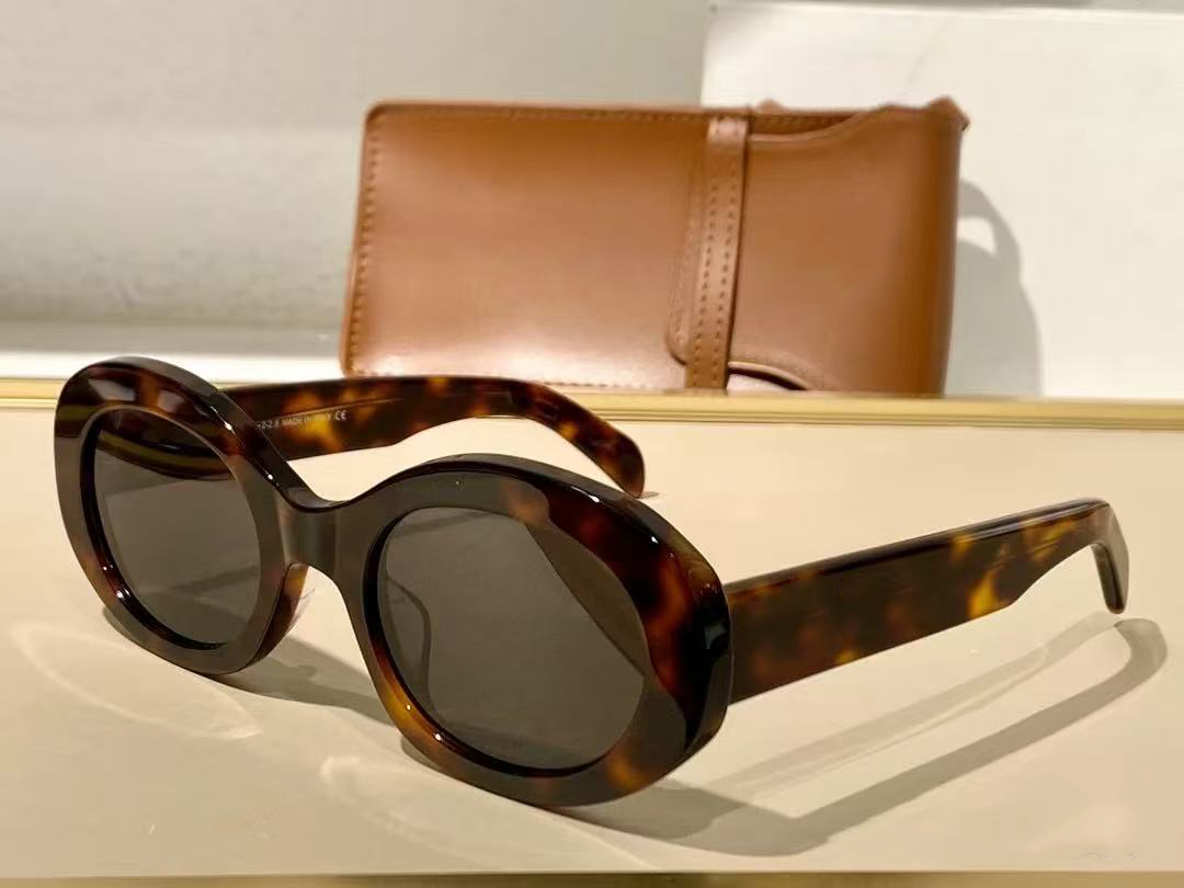 Designer Sunglasses Designer Womens Sunglasses Luxury and High end Classic Triumphal Arch Fashion PC Frame Outdoor Beach Driving Sun UV Protection with Box Geee