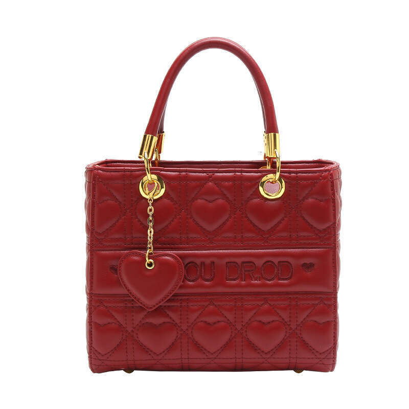 Dropshipping Trendy Red Bridal Wedding 2023 High-end Handbag with Pendant Princess Diana Bag Wholesale dh912061137JY