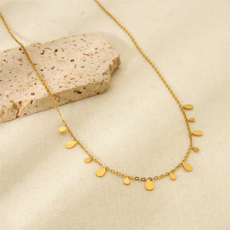 316L Stainless Steel Simple Fashion Zircon Waterdrop Pendant Necklace for Women Trendy Waterproff Chain Neck Party Jewelry Gifts G251217