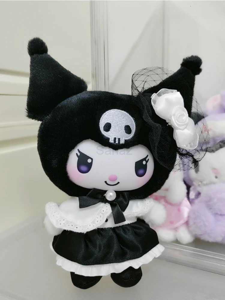 Sanrio Genuine Blind Box Family Sisters Group Wear Series Enamel Mystery Box Bag Pendant Kuromi Pochacco Doll Surprise Gift Toys H251217