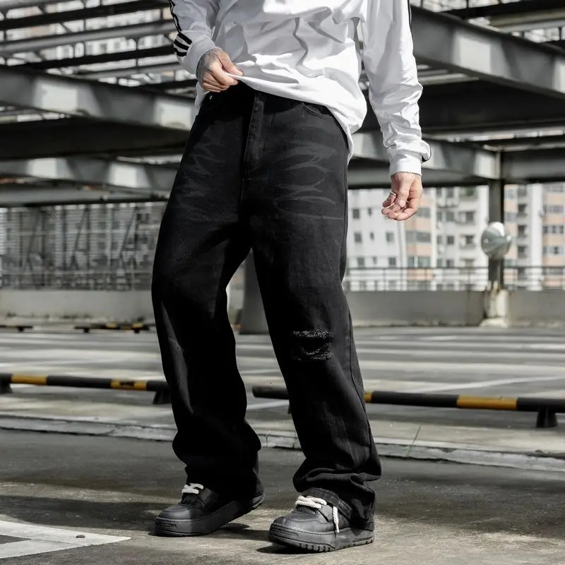 European and American Streetwear High Street Washed Gradient Hole Loose Straightleg Jeans Fashionable Mens Trousers 251205
