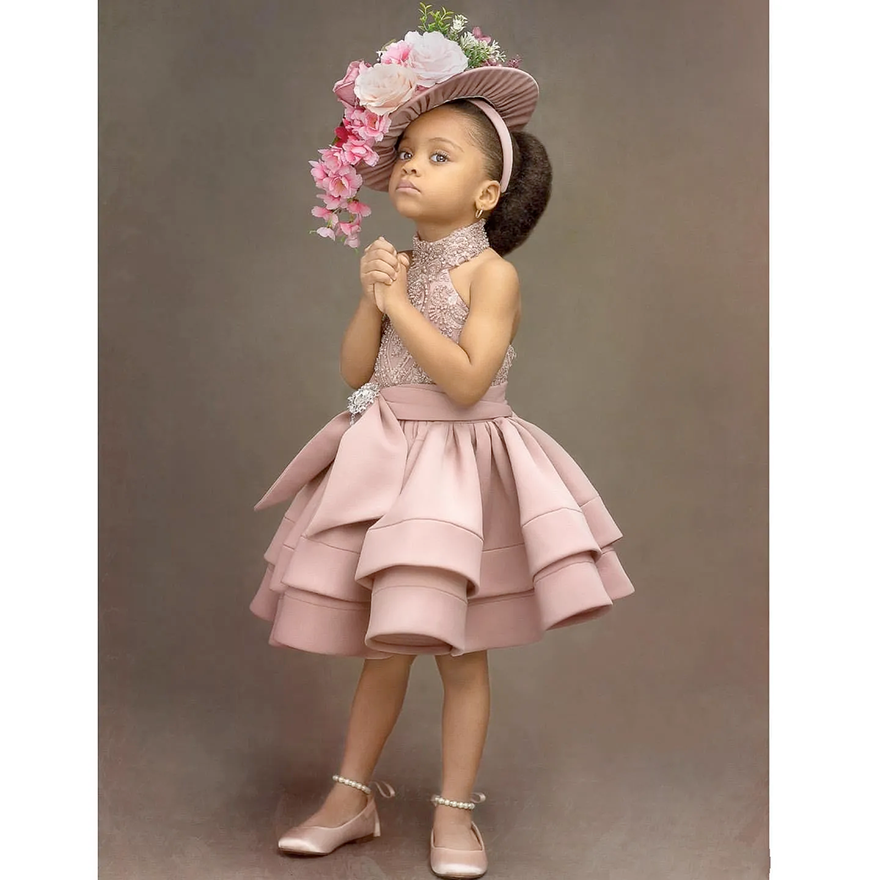Cute Blush Pink Girls Pageant Dresses Halter Lace Appliques Crystal Beaded Flower Girl Dress Kids Wear Short Knee Length Tiered Birthday Communion Gow