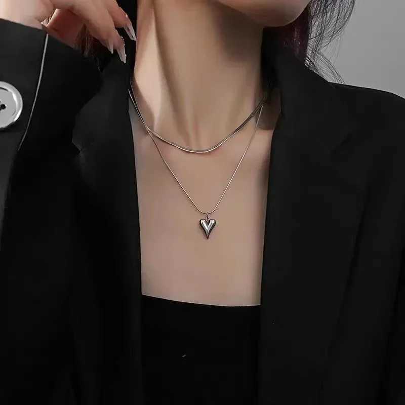 LATS Double Layered Love Heart Pendant Necklace for Women Silver Color Simple Neck Chain Choker Fashion Jewelry Birthday Gifts G251217