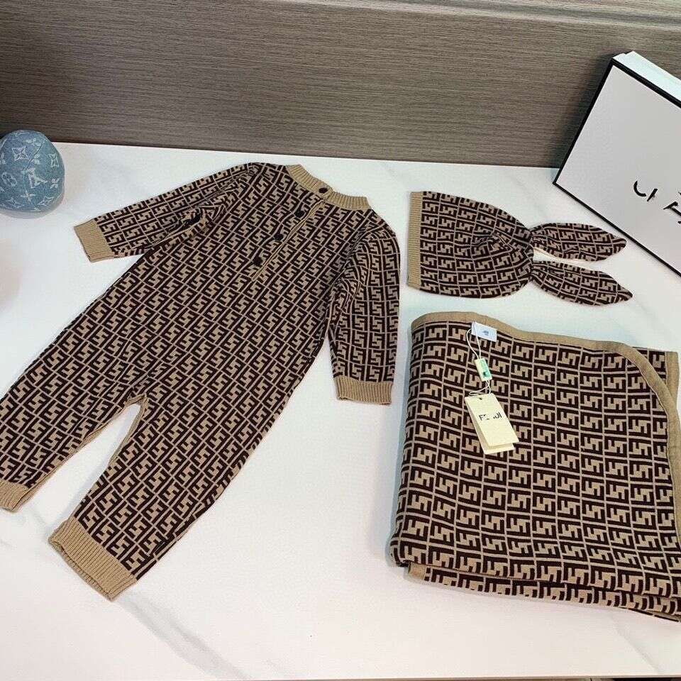 Baby Romper Hot New Wool Knitted Romper Hat Blanket Ultra-Soft One-Piece Skin-Friendly Baby Jumpsuit 015