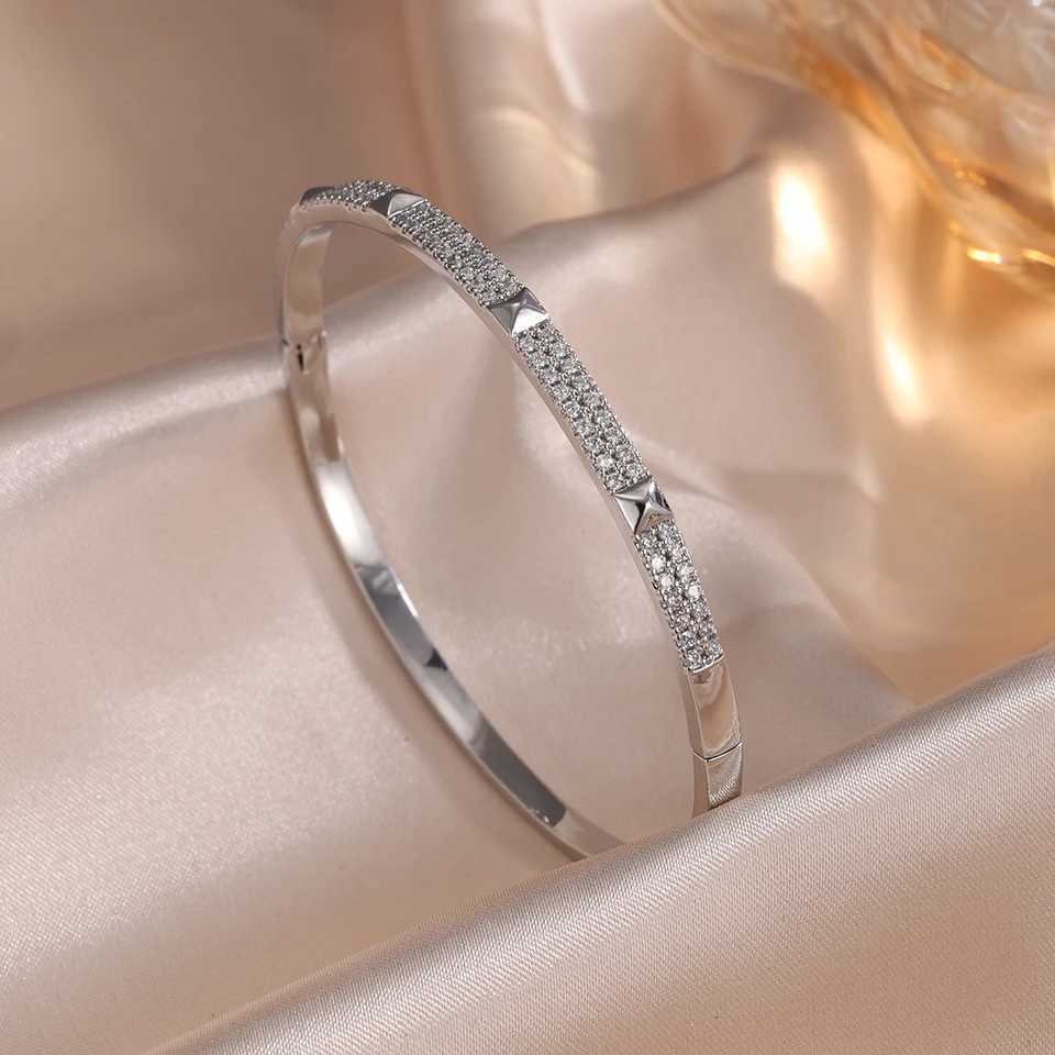 ZAKOL Shiny Full Zircon Bangle For Women Minimalist Fashion Geometric CZ Birthday Jewelry Gifts M251217