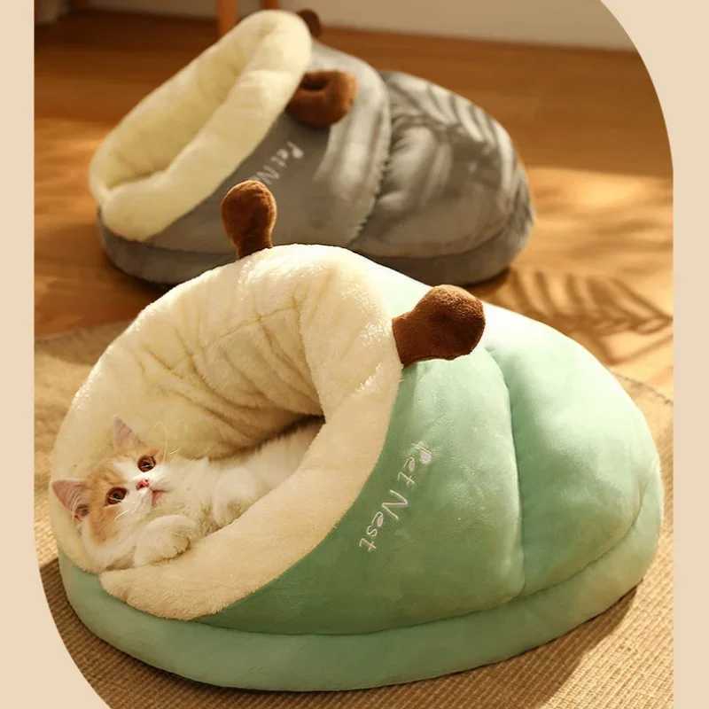 Cute Slippers Shaped Dog Bed Cat Sleep Bag Foldable Washable Pet Bed Warm Small Dog Kennel Breathable Dog House Pet Suppies M251217