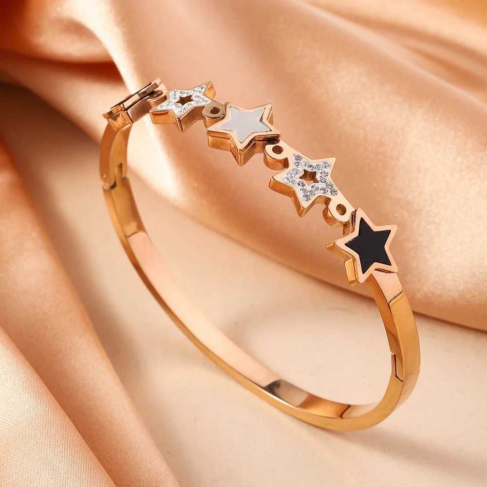 Non fading Vacuum Plated Stainless Steel Womens Fashion Light Luxury Pentagram Inlaid Zircon Jewelry Accessories M251220