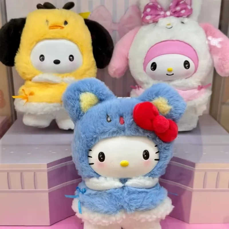 Sanrio Genuine Hello Kitty And Friend Small Cloak Series Blind Box Vinyl Face Keychain Kuromi Melody Mystery Box Figure Gift Toy H251217