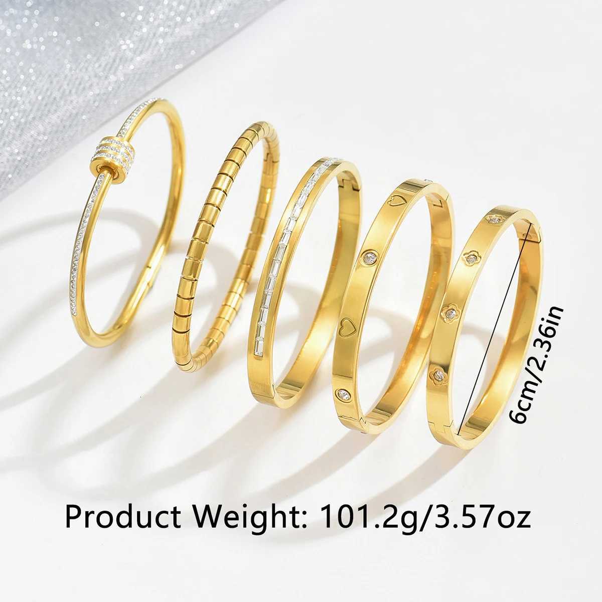 gold bangles Stainless steel jewelry gold rotating womens not easy to fade four- c r five- flower bra M251217