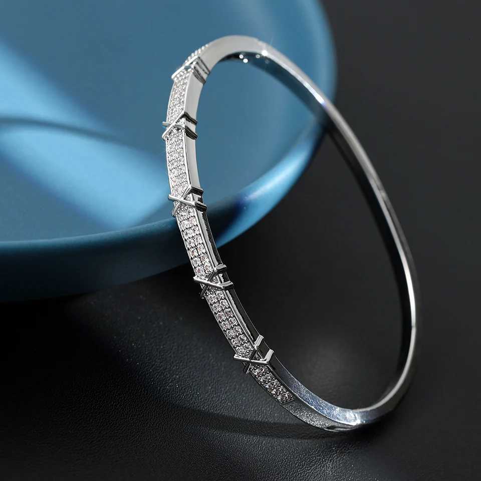 ZAKOL Luxury Shiny Zircon X Shaped Cross Bangle for Women Men Exquisite Birthday Jewelry Gift M251217