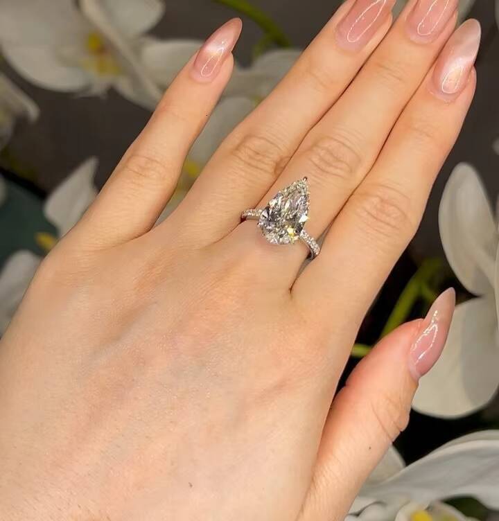 Luxury 10K 14K Solid White Gold CVD Lab Grown Diamond 5CT IGI Certificated Pear Cut Women Engagement Wedding Ring