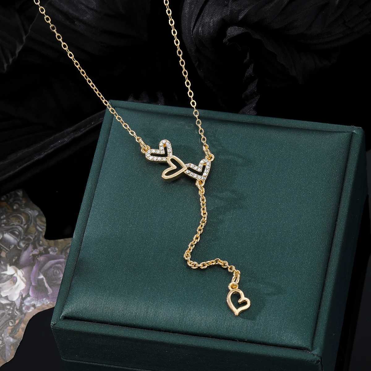 Minimalist Gold Color Silver Color Synthetic Zircon Heart-shaped Pendant Necklace Personalized Fashionable Womens Necklace G251217