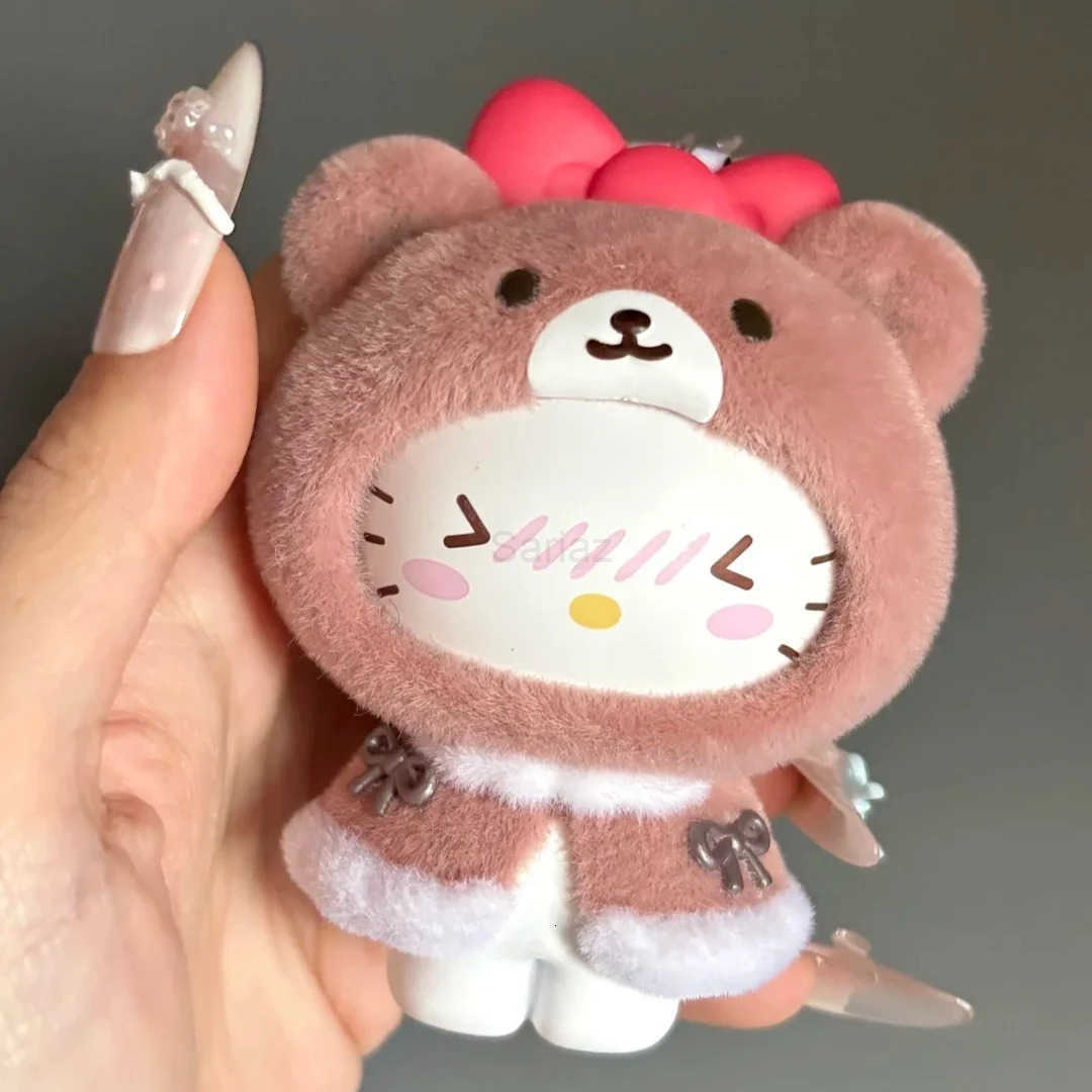 Sanrio Characters Small Cloak Series Blind Box Face swap Flocking Mystery Box Kawaii Kuromi Anime Doll Pendant Keychain H251217