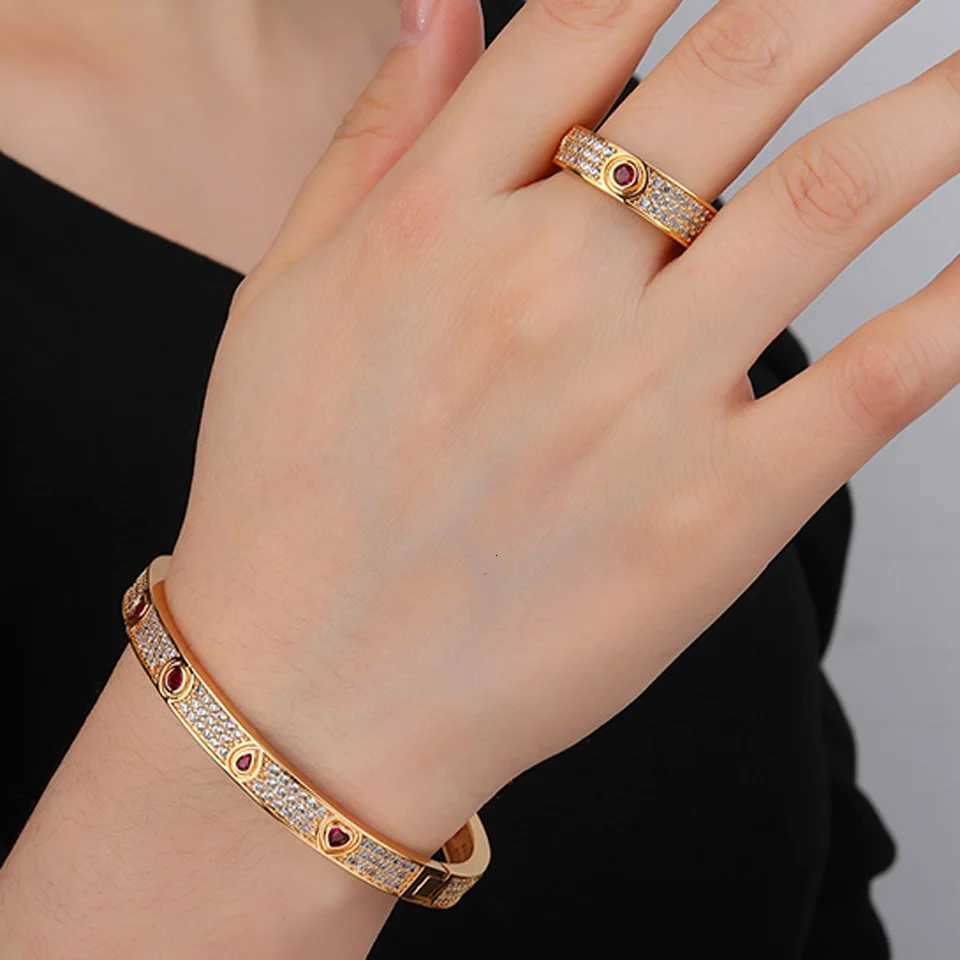 Zlxgirl Jewelry Classic Heart Shape CZ Zircon Women Bangle With Ring Jewelry set of Bridal Gift African Beads Sets M251217