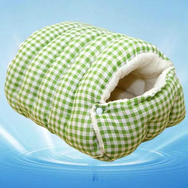 Foldable Winter Pet Sleep Bed/Bag for Cats Dogs Thickened Semi-Enclosed Design Soft Indoor Christmas/Warm in autumn /winter M251217