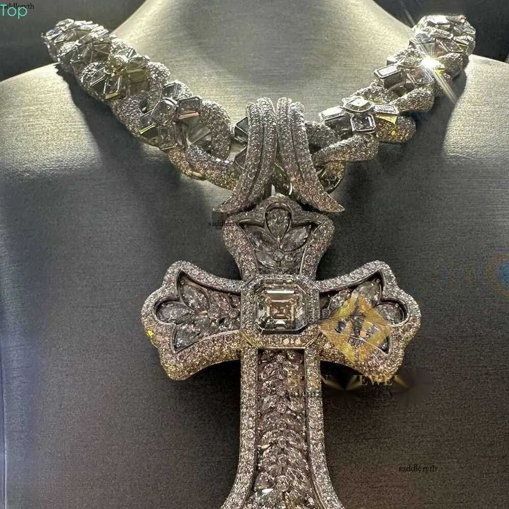Designer Jewelry S Sier Mosonite Necklace Cross Pendant Cuban Link Chain with Seconds Over Tester Iced Out Vvs Moissanite Dia