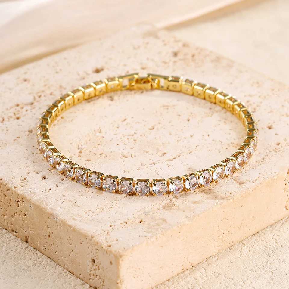 ZAKOL 2Pcs New Trendy Golden s Buling Cubic Zirconia Tennis Bnagles Set Dainty Jewelry For Mom Friends M251217