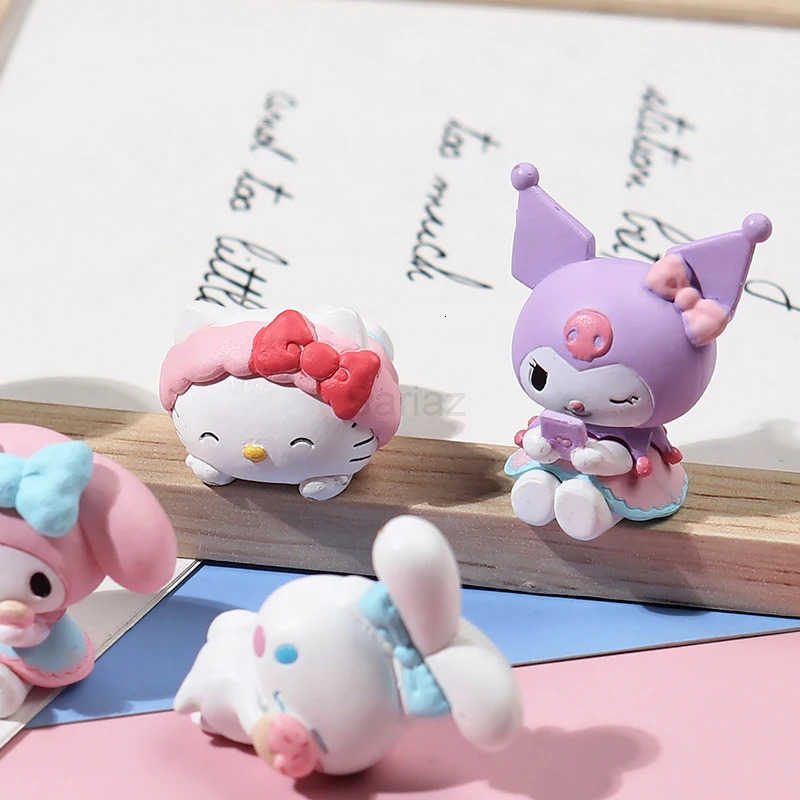 Sanrio 5Pcs-Set Cinnamoroll Anime Figure Pochacco Kuromi Pom Purin Hello Kitty Action Figure Toys Model Doll My Melody Gifts H251217