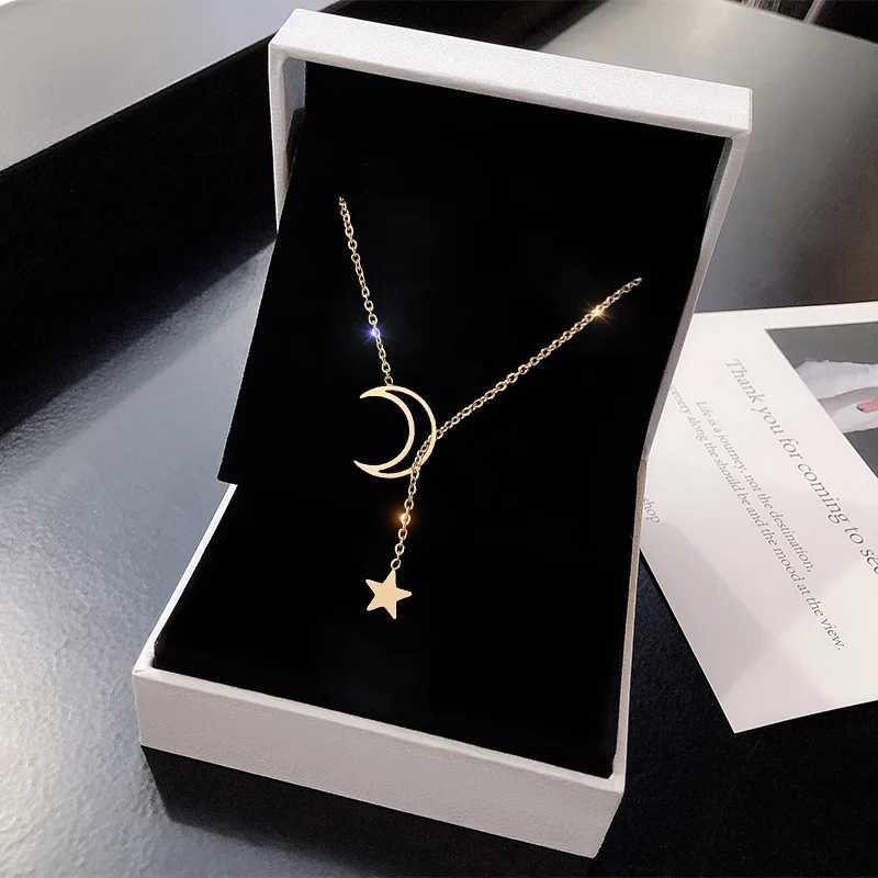 New Simple Moon Star Pendant Choker Necklace Simple Gold Color Alloy Charm Chain Collares Necklace For Women Party Jewelry G251217