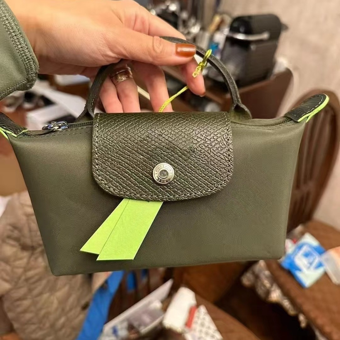 French Bag Mini Dumpling Bag Mobile Phone Bag Coin Purse Handbag Daily Commuting Versatile Crossbody Bag Fashion Bag Half Moon Shoulder Crescent Pouch Baguette Bag