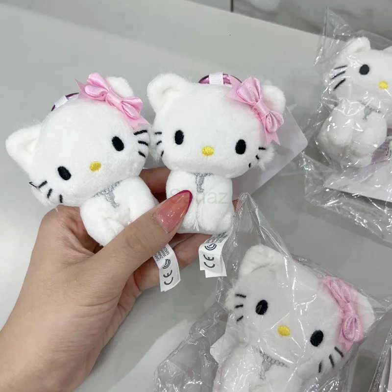 Sanrio Sanrios Hello Kitty Charmmy Kitty Plush Toy Keychain Kawaii Girly Kitten Doll Stuffed Decoration Backpack Charm Girlfriend Gifts H251217