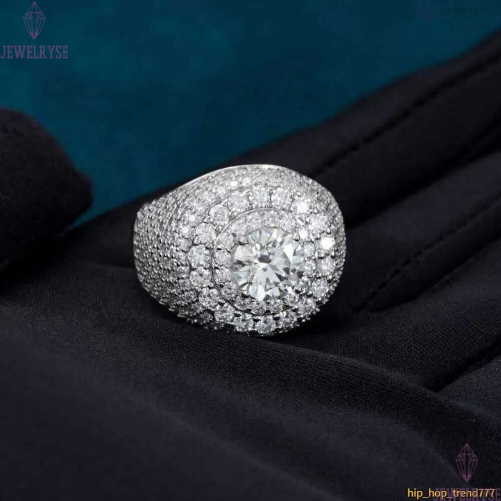 Hip Hop VVS D Color Moissanite Bling Mens Cluster Double Halo Signet Ring With 925 Sterling Silver Pass Diamond Tester GRA A