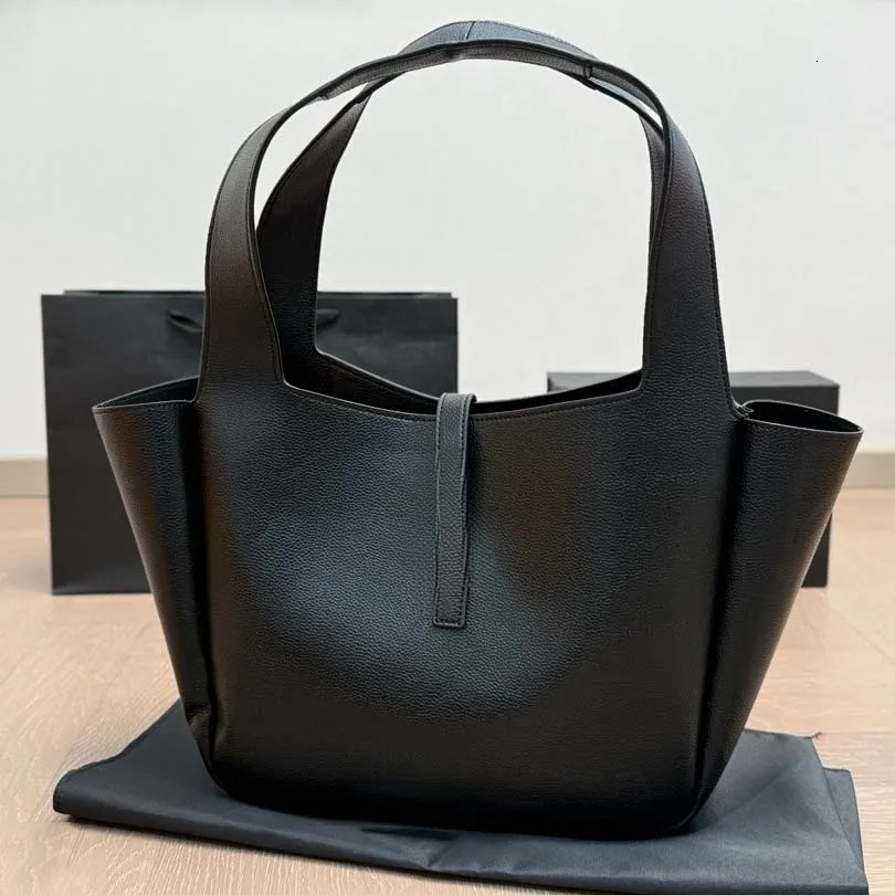 Designer bag Fashion classic simple designer tote bag commuting to work multifunctional large capacity convenient everything temperament shoulder tote bag