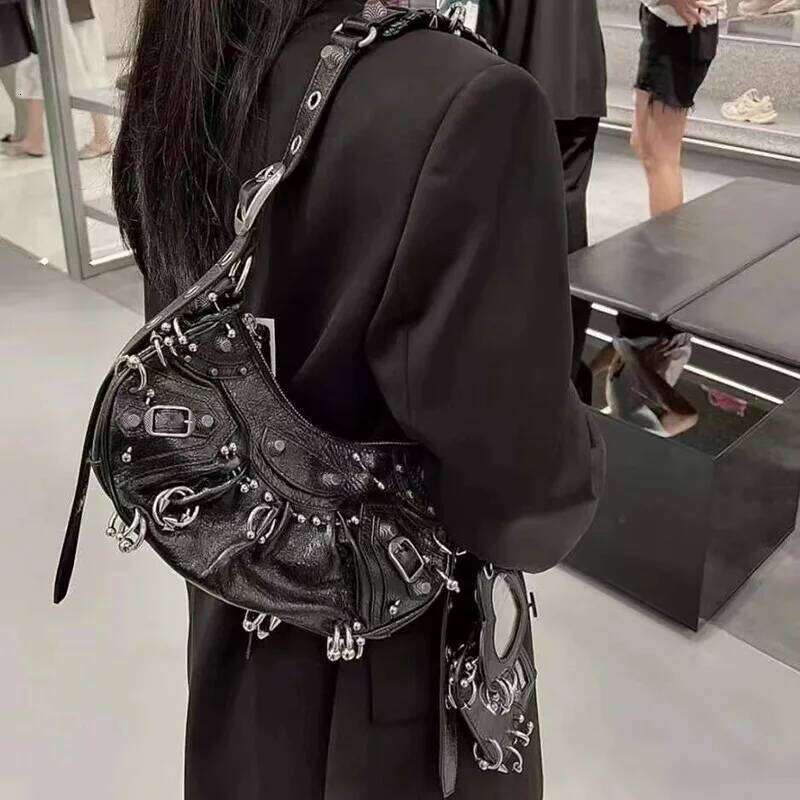 New Women S Fashion Shoulder European Vintage Style Cropped Studded Motorcycle Bag Soft Material Crossbody Design