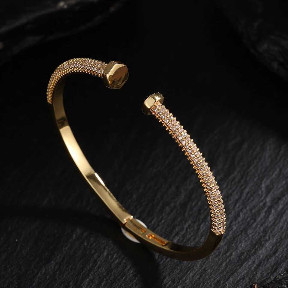 ZAKOL Luxury Screws Design Full Zircon CZ Adjustable Open Bangle for Women Men Exquisite Accessories Gift M251217