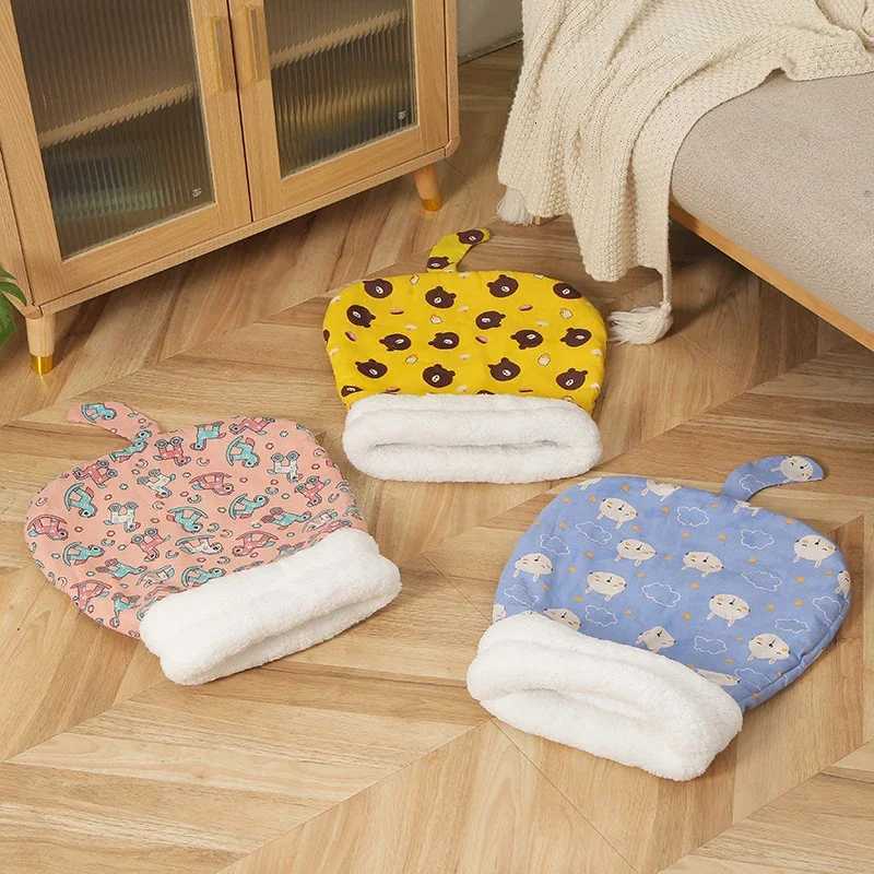 Autumn and winter warm cat kennel closed cat bed cute cat sleeping bag Christmas essential pet supplies M251217