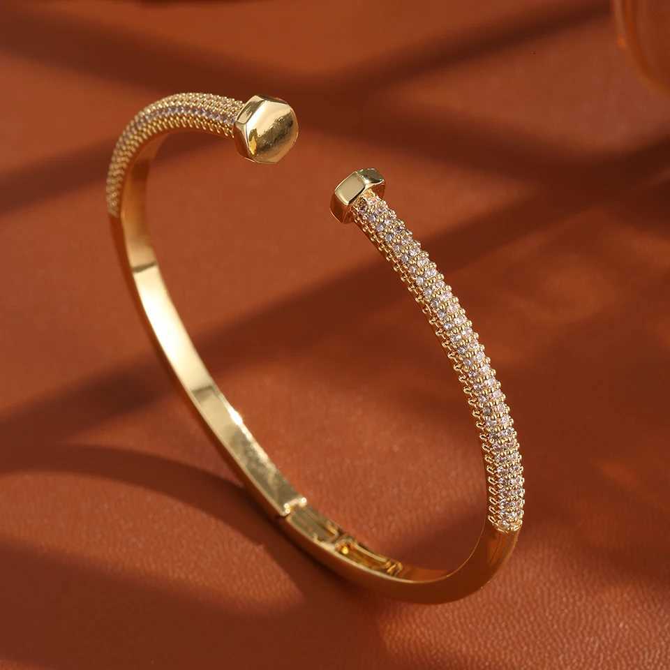 ZAKOL Luxury Screws Design Full Zircon CZ Adjustable Open Bangle for Women Men Exquisite Accessories Gift M251217