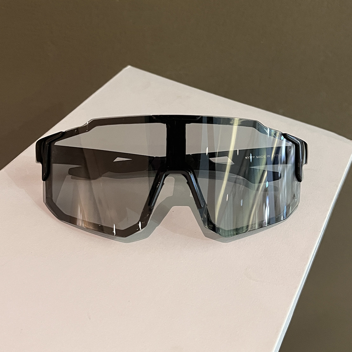 Designer Sunglasses For Women Men Sunglasses Polarized Sport Sunglasses Fashion Classic Luxury UV400 Sunglasses Goggle Pilot PC Frame Glass AK1690