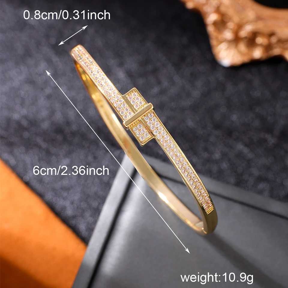 ZAKOL Brand Horizontal Bar Designed Micropaved Zirconia Bangles for Women New Fashion Banquet Party Jewelry M251217