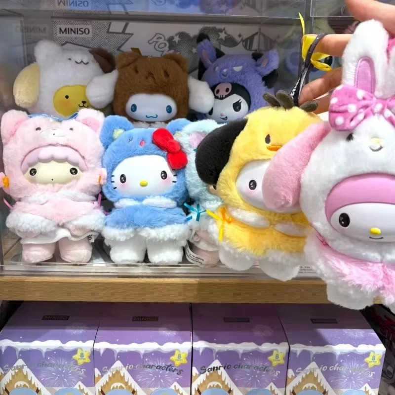 Sanrio Genuine Hello Kitty And Friend Small Cloak Series Blind Box Vinyl Face Keychain Kuromi Melody Mystery Box Figure Gift Toy H251217