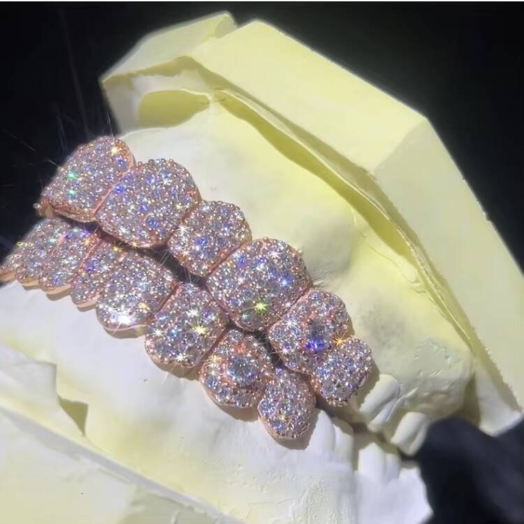 Custom Hiphop Jewelry 925 Sterling Silver Gold Plated Custom Diamond Grillz for Teeth Iced Out VVS Moissanite Grillz