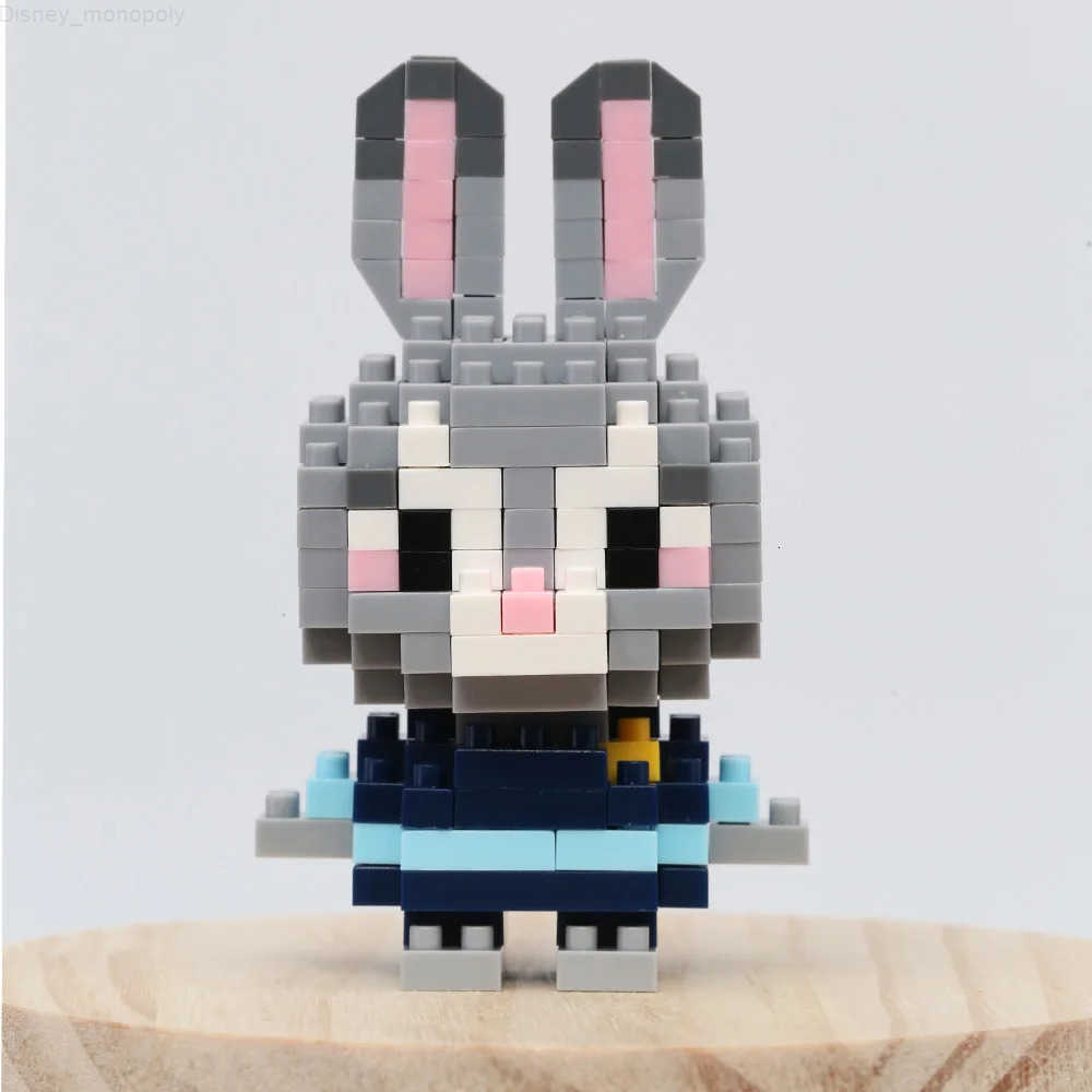 2Disney Anime Princess Building Blocks Stitch Mickey Mouse mini Action toy Figures Blocks Toys Bricks Assemble Toys Kids Gifts H251218112