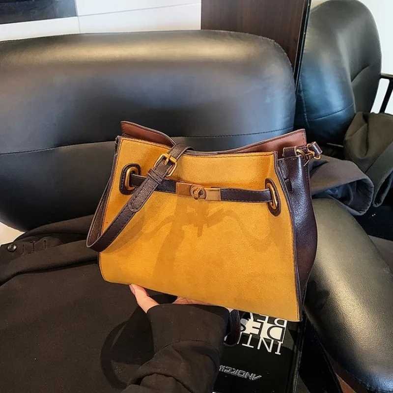 Sophisticated Timeless Crossbody Bag One Shoulder Office Commuting Business Trip Exquisite Portable Trendy Sleek ElegantT251218